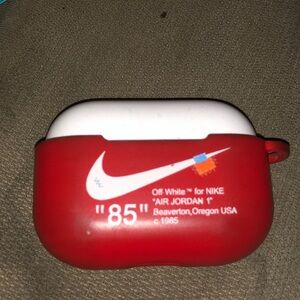 Air pod pros works just fine just don’t need them